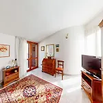 Con Piscina E Giardino A Due Passi Dal Mare. Villa *