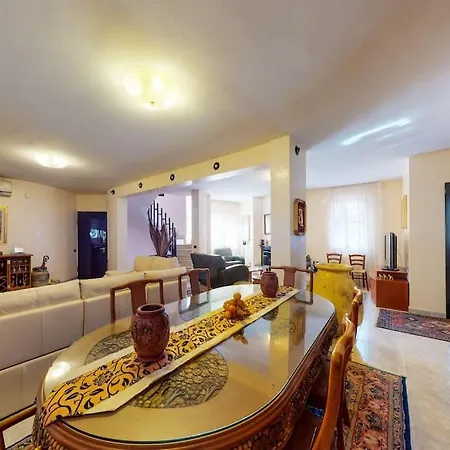 Villa Con Piscina E Giardino A Due Passi Dal Mare. Su Forti